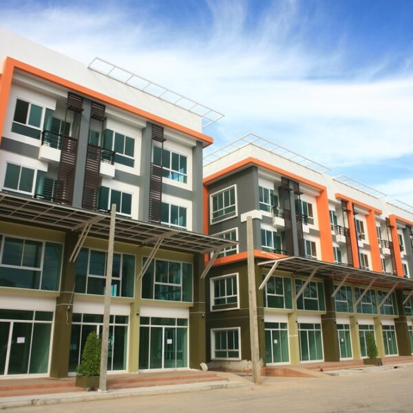 Commercial window cleaning