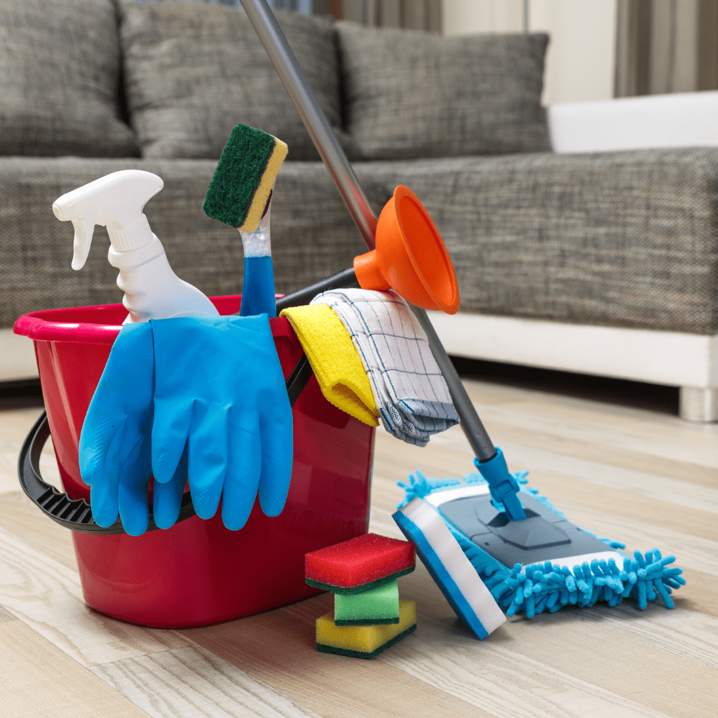 Window cleaning Bucket and Sponges